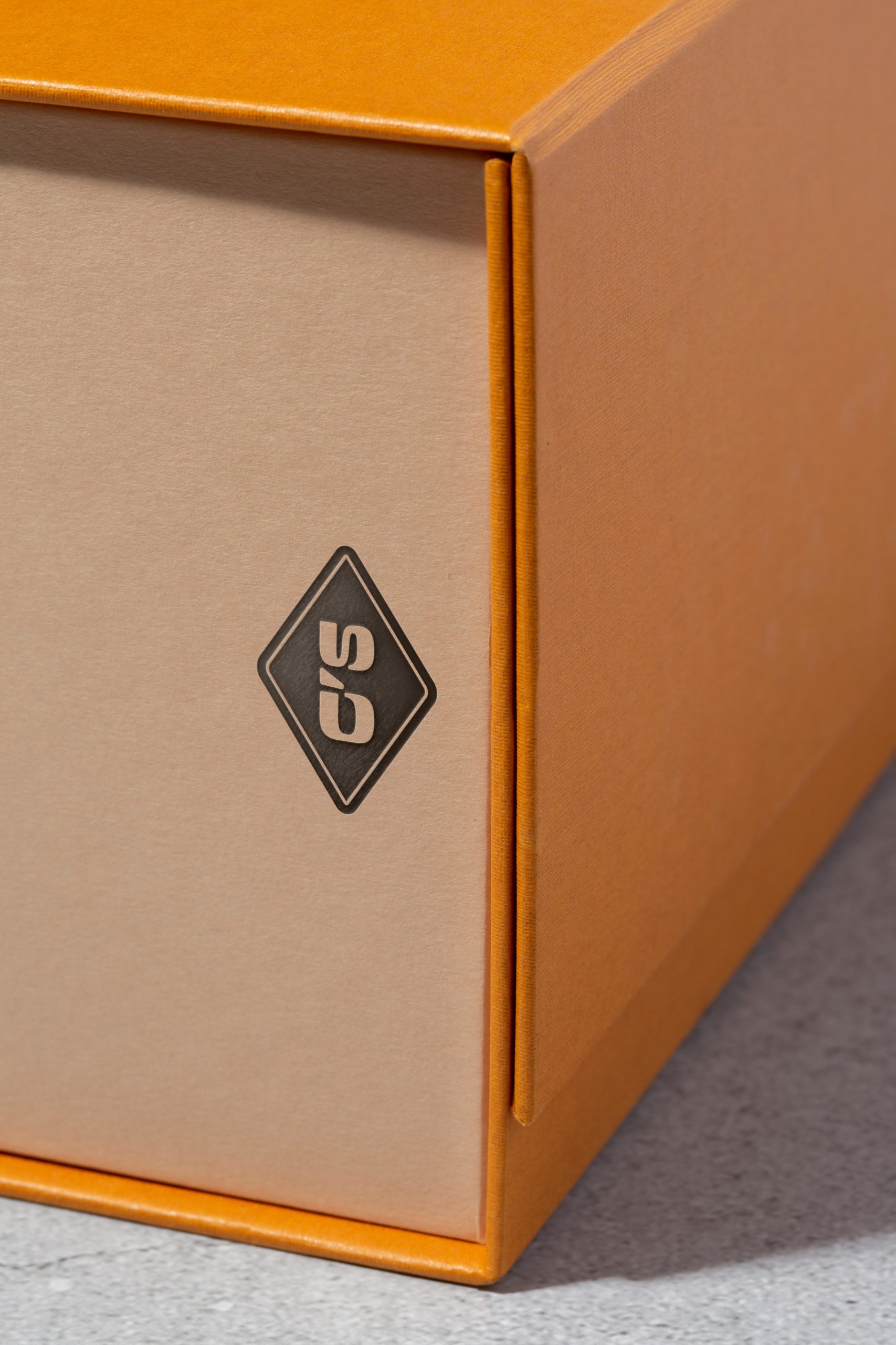 Verpackung für Wurstwaren von Ca’s Sereno Mallorca – Neugestaltung des Markenauftritts durch Indigo Estudio