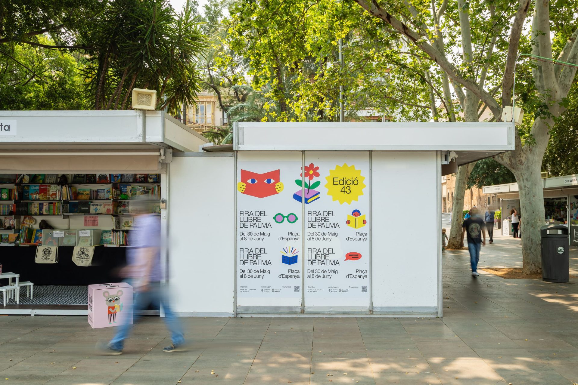 Druckmaterial zur Buchmesse Palma 2025 – Lesezeichen und Programmheft von Indigo Estudio